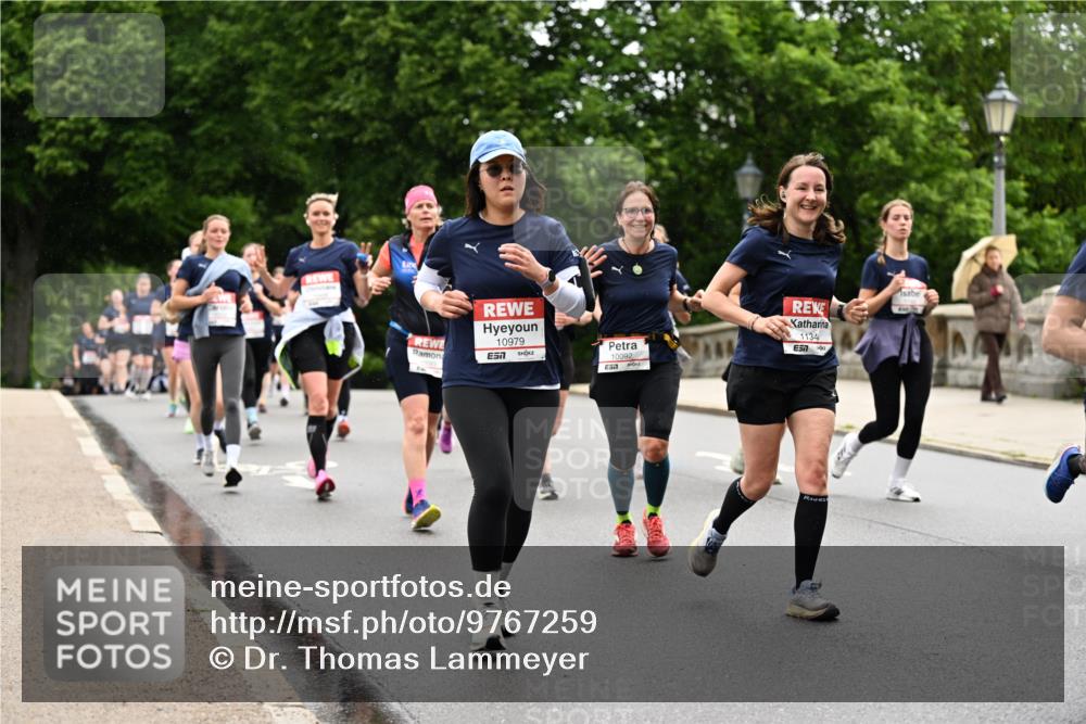 14.06.2026 - REWE Women's Run Dr. Thomas Lammeyer http://msf.ph/oto/9767259 14.06.2026 09:43:03 Laufen 10979, 1134, 57, 10092, 7 meine-sportfotos.de