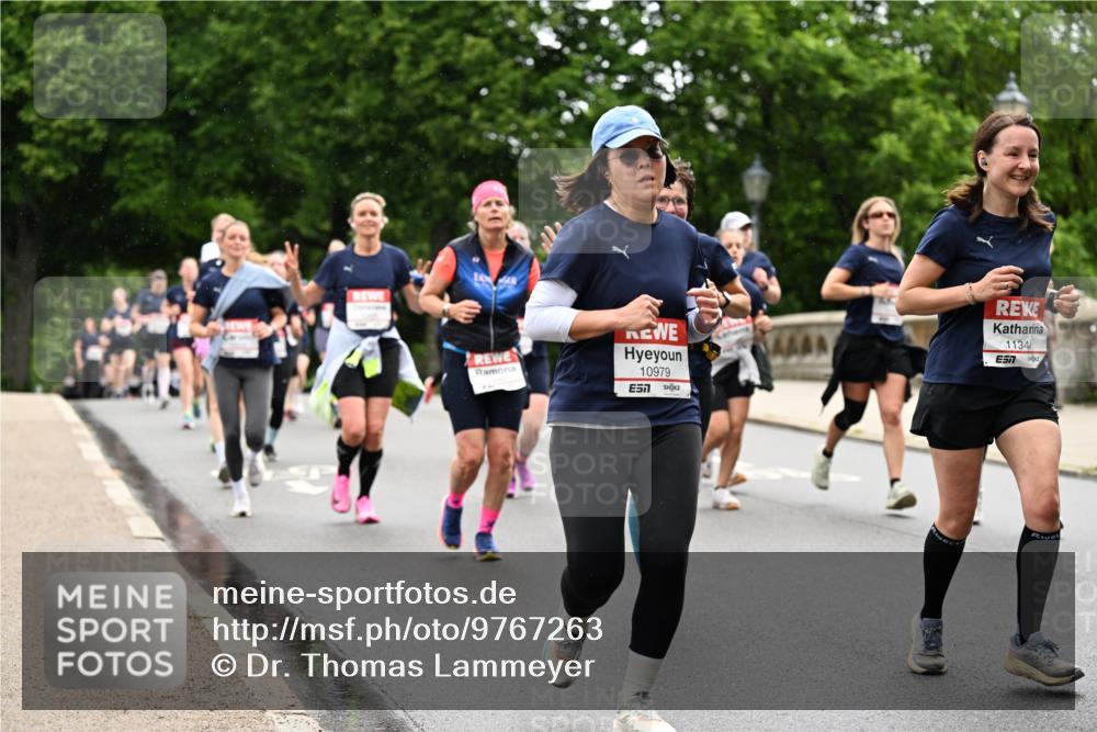14.06.2026 - REWE Women's Run Dr. Thomas Lammeyer http://msf.ph/oto/9767263 14.06.2026 09:43:04 Laufen 10979, 7, 1134, 7 meine-sportfotos.de