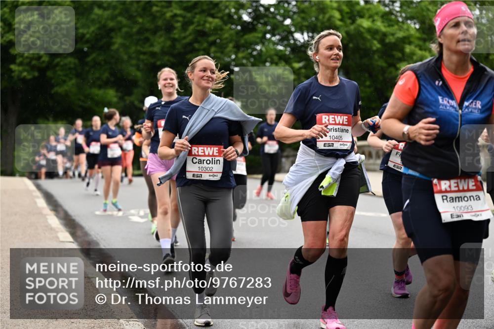 14.06.2026 - REWE Women's Run Dr. Thomas Lammeyer http://msf.ph/oto/9767283 14.06.2026 09:43:06 Laufen 10302, 7, 10405, 10093, 981 meine-sportfotos.de