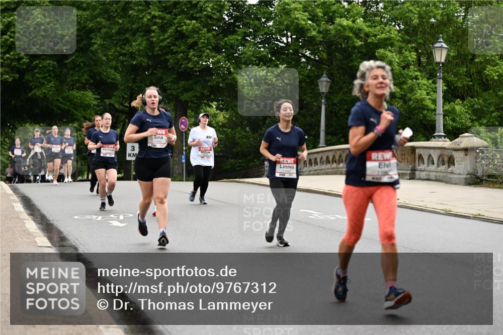 14.06.2026 - REWE Women's Run Dr. Thomas Lammeyer http://msf.ph/oto/9767312 14.06.2026 09:43:12 Laufen 3, 10391, 51, 11007 meine-sportfotos.de