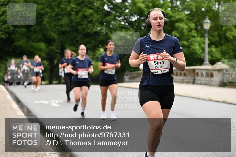 14.06.2026 - REWE Women's Run Dr. Thomas Lammeyer http://msf.ph/oto/9767331 14.06.2026 09:43:14 Laufen 10292, 51 meine-sportfotos.de