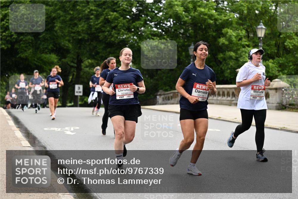 14.06.2026 - REWE Women's Run Dr. Thomas Lammeyer http://msf.ph/oto/9767339 14.06.2026 09:43:15 Laufen 10391, 7, 10172, 10937 meine-sportfotos.de