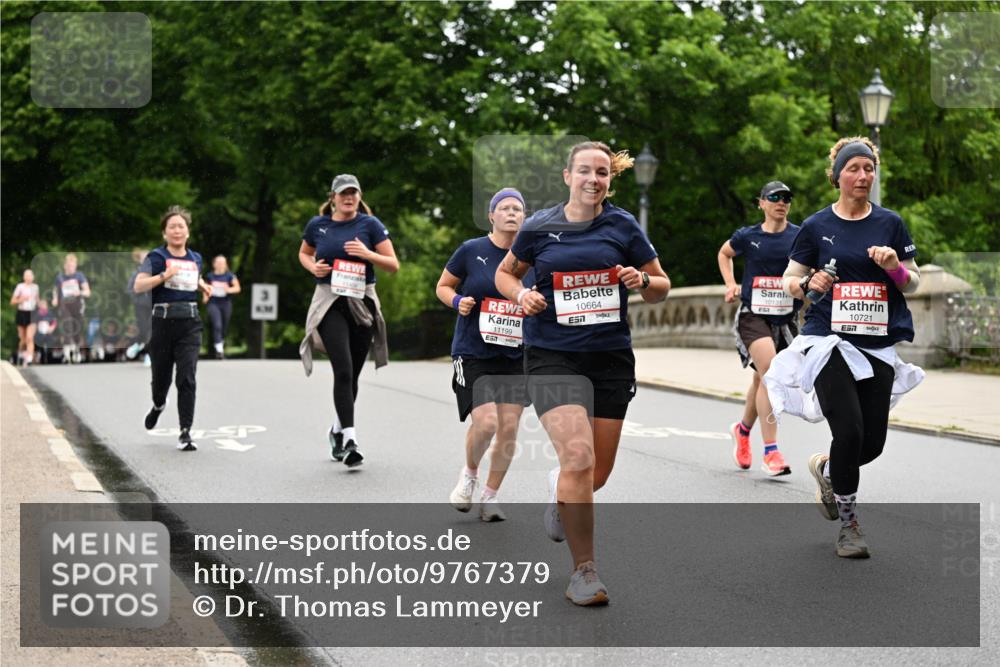 14.06.2026 - REWE Women's Run Dr. Thomas Lammeyer http://msf.ph/oto/9767379 14.06.2026 09:43:20 Laufen 11199, 7, 10664, 10131, 57, 10721, 7 meine-sportfotos.de