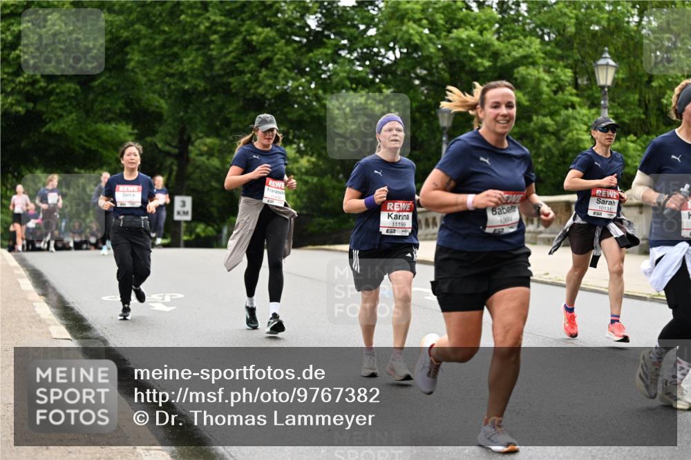 14.06.2026 - REWE Women's Run Dr. Thomas Lammeyer http://msf.ph/oto/9767382 14.06.2026 09:43:20 Laufen 11406, 10664, 10131, 11199, 1 meine-sportfotos.de