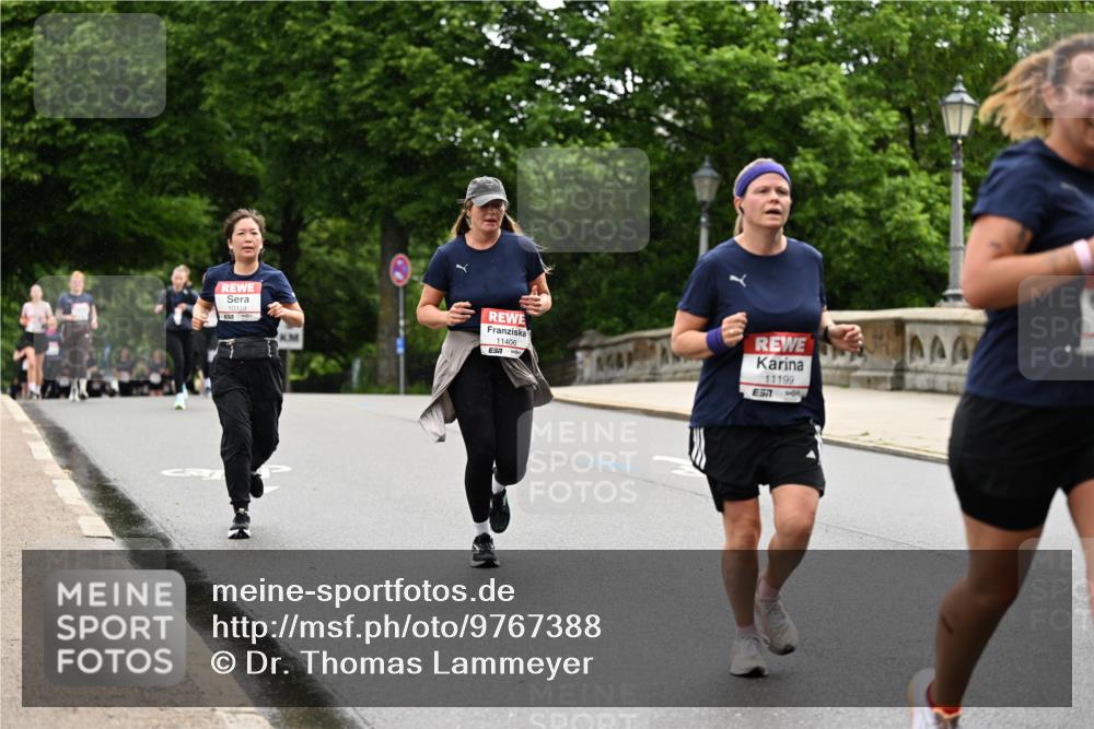 14.06.2026 - REWE Women's Run Dr. Thomas Lammeyer http://msf.ph/oto/9767388 14.06.2026 09:43:21 Laufen 10339, 11406, 11199 meine-sportfotos.de