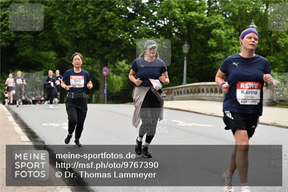 14.06.2026 - REWE Women's Run Dr. Thomas Lammeyer http://msf.ph/oto/9767390 14.06.2026 09:43:21 Laufen 10339, 11406, 11199 meine-sportfotos.de