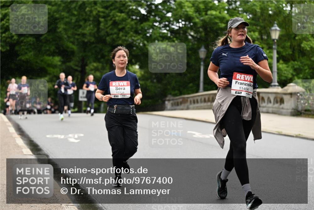 14.06.2026 - REWE Women's Run Dr. Thomas Lammeyer http://msf.ph/oto/9767400 14.06.2026 09:43:22 Laufen 10339, 11406 meine-sportfotos.de