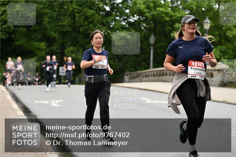 14.06.2026 - REWE Women's Run Dr. Thomas Lammeyer http://msf.ph/oto/9767402 14.06.2026 09:43:22 Laufen 10339, 111, 11406 meine-sportfotos.de