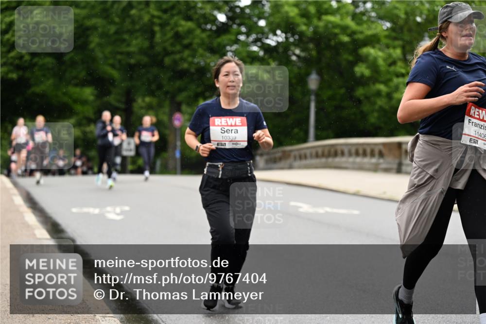 14.06.2026 - REWE Women's Run Dr. Thomas Lammeyer http://msf.ph/oto/9767404 14.06.2026 09:43:23 Laufen 10339, 57, 1140 meine-sportfotos.de