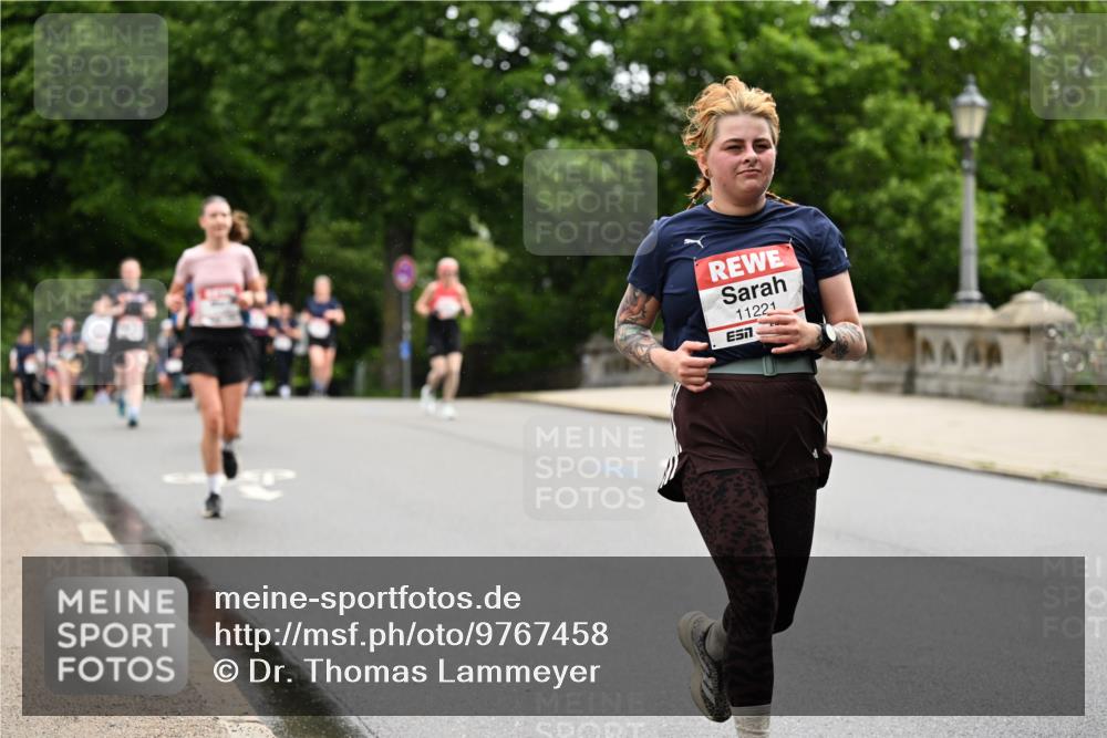 14.06.2026 - REWE Women's Run Dr. Thomas Lammeyer http://msf.ph/oto/9767458 14.06.2026 09:43:30 Laufen 11221, 7 meine-sportfotos.de