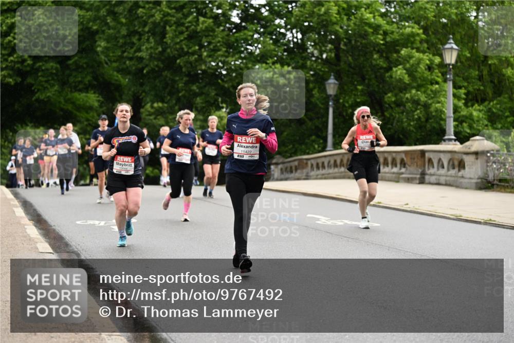 14.06.2026 - REWE Women's Run Dr. Thomas Lammeyer http://msf.ph/oto/9767492 14.06.2026 09:43:34 Laufen 9, 11422, 57 meine-sportfotos.de