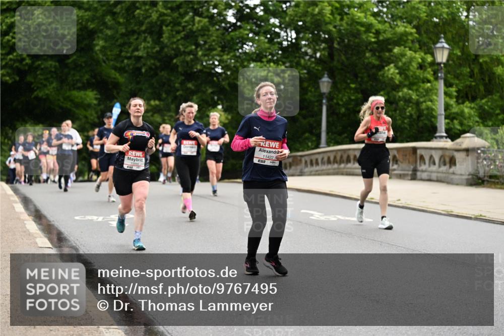 14.06.2026 - REWE Women's Run Dr. Thomas Lammeyer http://msf.ph/oto/9767495 14.06.2026 09:43:34 Laufen 10068, 53, 11422, 57 meine-sportfotos.de