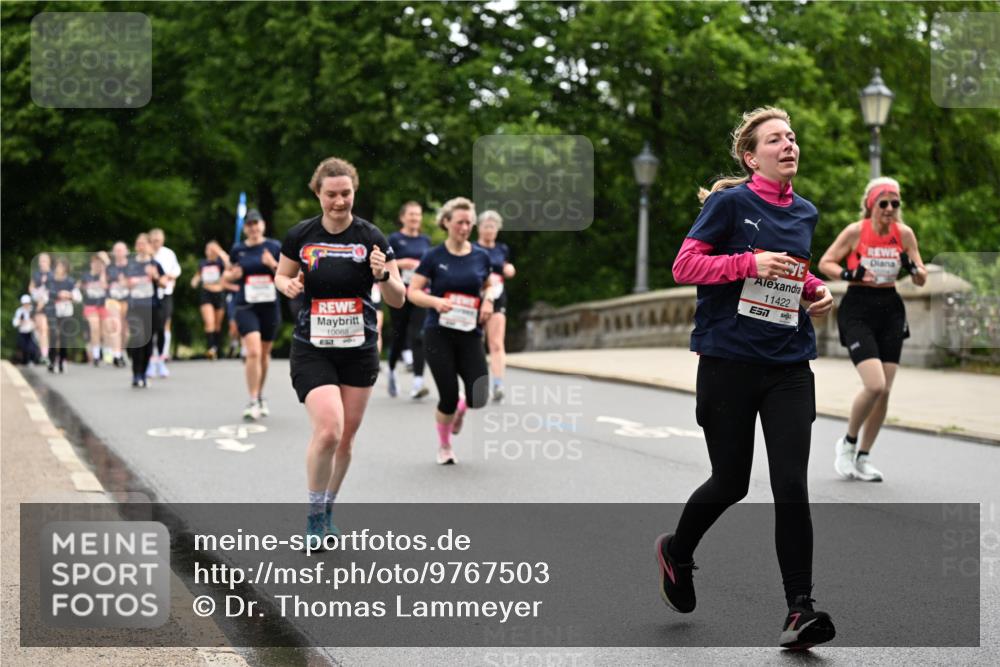 14.06.2026 - REWE Women's Run Dr. Thomas Lammeyer http://msf.ph/oto/9767503 14.06.2026 09:43:35 Laufen 10088, 651, 11422, 7 meine-sportfotos.de