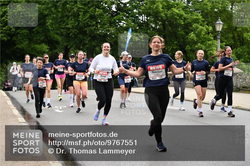 14.06.2026 - REWE Women's Run Dr. Thomas Lammeyer http://msf.ph/oto/9767551 14.06.2026 09:43:40 Laufen 10613, 10850, 10160, 10228, 57, 11342, 10349 meine-sportfotos.de