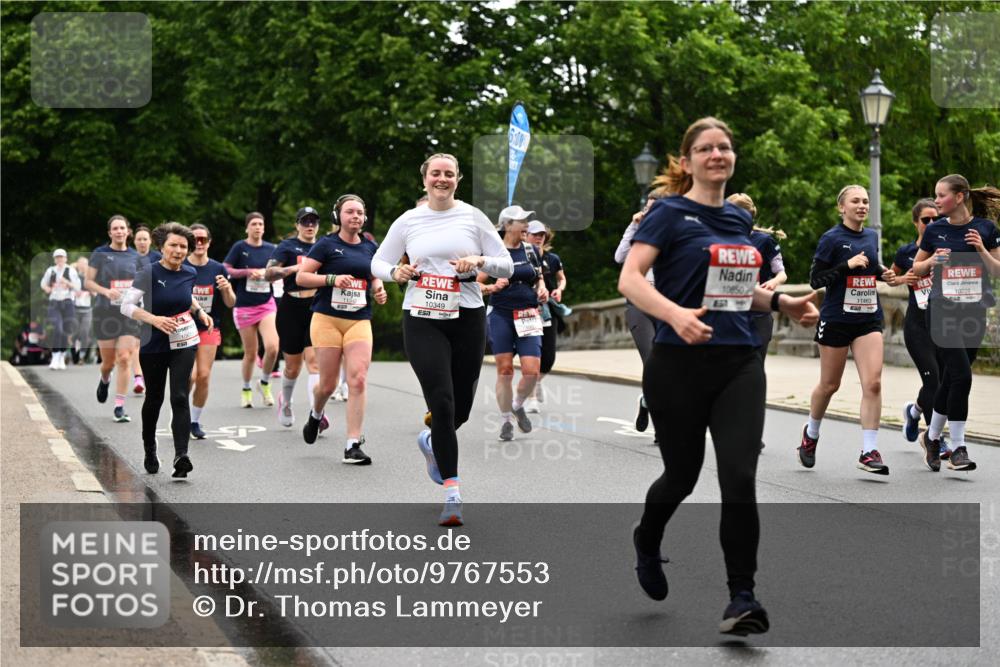 14.06.2026 - REWE Women's Run Dr. Thomas Lammeyer http://msf.ph/oto/9767553 14.06.2026 09:43:41 Laufen 10613, 5, 11342, 10349, 57, 6, 00, 10850, 657, 11463, 51 meine-sportfotos.de