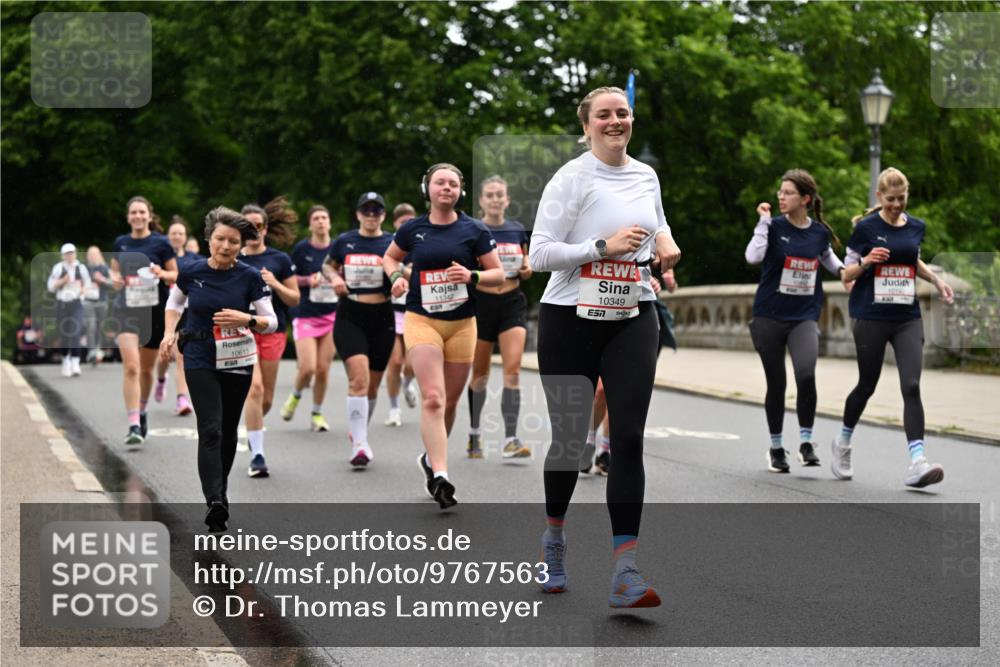 14.06.2026 - REWE Women's Run Dr. Thomas Lammeyer http://msf.ph/oto/9767563 14.06.2026 09:43:42 Laufen 10613, 57, 11342, 10349, 101 meine-sportfotos.de