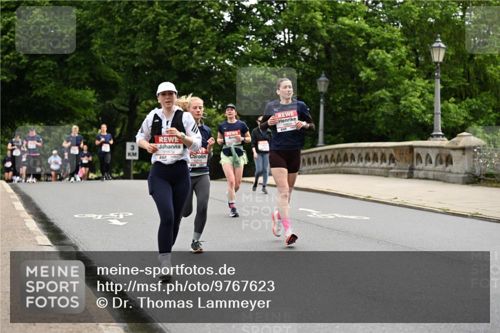 14.06.2026 - REWE Women's Run Dr. Thomas Lammeyer http://msf.ph/oto/9767623 14.06.2026 09:43:49 Laufen 10576, 57, 10210, 10820 meine-sportfotos.de