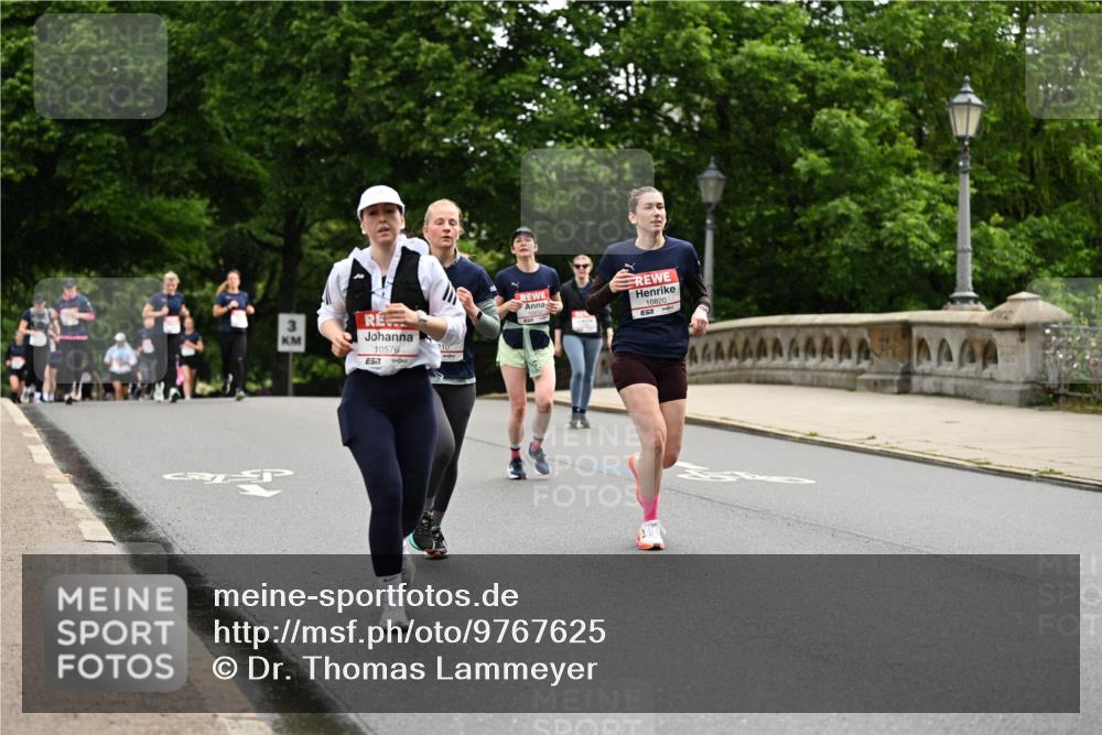 14.06.2026 - REWE Women's Run Dr. Thomas Lammeyer http://msf.ph/oto/9767625 14.06.2026 09:43:49 Laufen 10576, 57, 210, 10820 meine-sportfotos.de