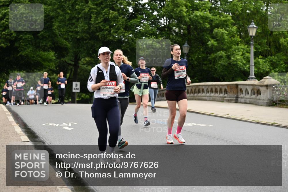 14.06.2026 - REWE Women's Run Dr. Thomas Lammeyer http://msf.ph/oto/9767626 14.06.2026 09:43:49 Laufen 10576, 57, 10820 meine-sportfotos.de