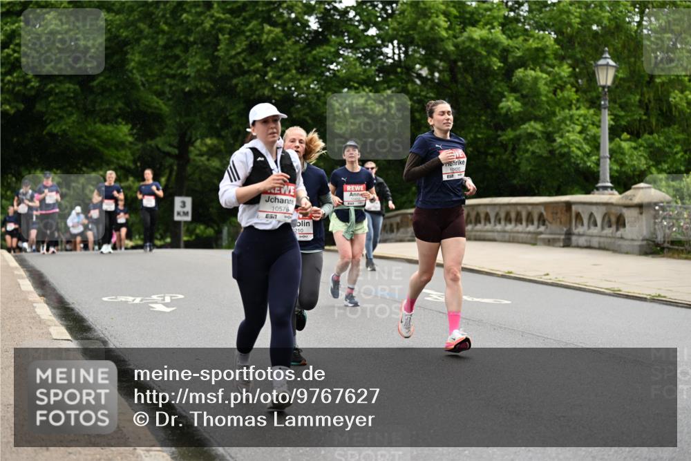 14.06.2026 - REWE Women's Run Dr. Thomas Lammeyer http://msf.ph/oto/9767627 14.06.2026 09:43:49 Laufen 10576, 210, 10820 meine-sportfotos.de