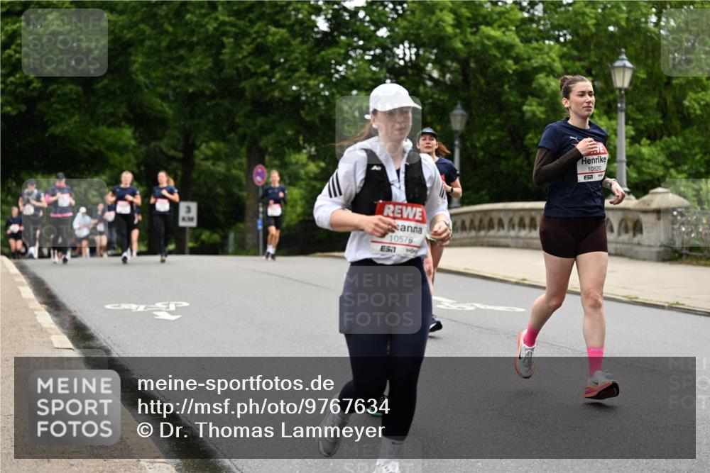 14.06.2026 - REWE Women's Run Dr. Thomas Lammeyer http://msf.ph/oto/9767634 14.06.2026 09:43:50 Laufen 10576, 51, 10820, 57, 56 meine-sportfotos.de