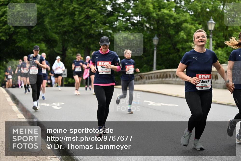 14.06.2026 - REWE Women's Run Dr. Thomas Lammeyer http://msf.ph/oto/9767677 14.06.2026 09:43:57 Laufen 10677, 7, 10982 meine-sportfotos.de