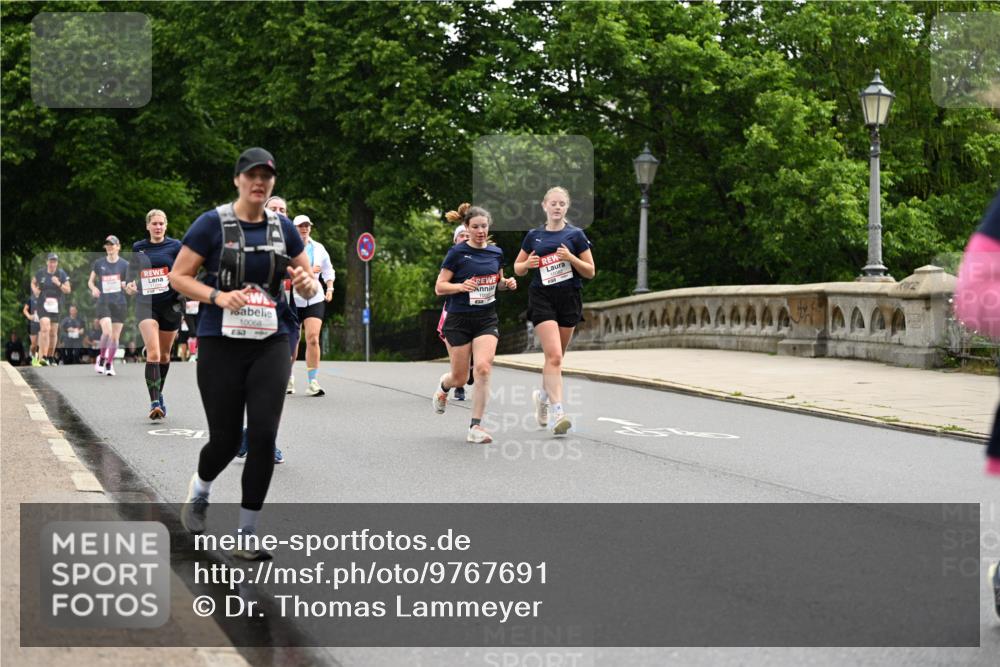 14.06.2026 - REWE Women's Run Dr. Thomas Lammeyer http://msf.ph/oto/9767691 14.06.2026 09:43:59 Laufen 10068, 837, 10082 meine-sportfotos.de