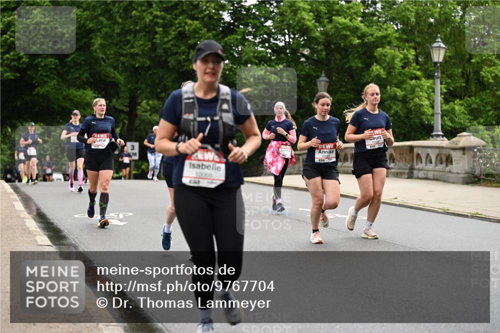 14.06.2026 - REWE Women's Run Dr. Thomas Lammeyer http://msf.ph/oto/9767704 14.06.2026 09:44:01 Laufen 1006, 10083, 10082 meine-sportfotos.de