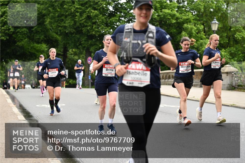 14.06.2026 - REWE Women's Run Dr. Thomas Lammeyer http://msf.ph/oto/9767709 14.06.2026 09:44:01 Laufen 10594, 7, 10004, 10083, 10082, 7 meine-sportfotos.de