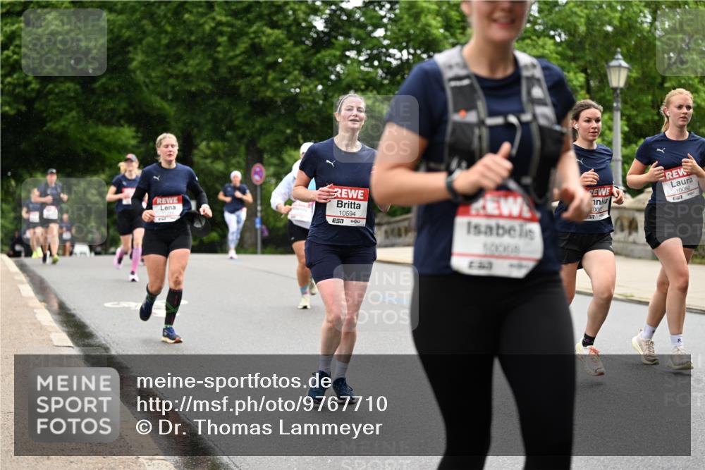 14.06.2026 - REWE Women's Run Dr. Thomas Lammeyer http://msf.ph/oto/9767710 14.06.2026 09:44:01 Laufen 10594, 57, 10004, 008, 10082, 577, 57 meine-sportfotos.de