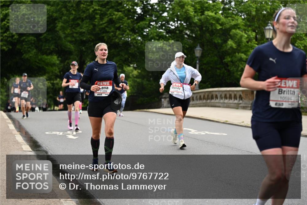 14.06.2026 - REWE Women's Run Dr. Thomas Lammeyer http://msf.ph/oto/9767722 14.06.2026 09:44:03 Laufen 11229, 10594, 8373 meine-sportfotos.de