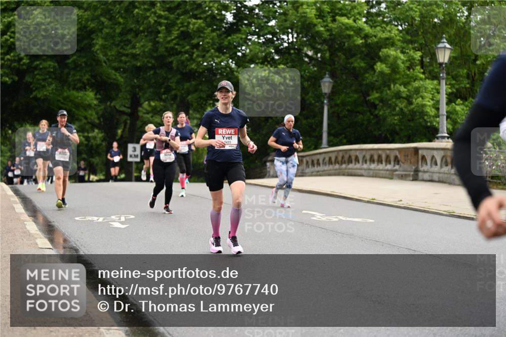 14.06.2026 - REWE Women's Run Dr. Thomas Lammeyer http://msf.ph/oto/9767740 14.06.2026 09:44:05 Laufen 0433 meine-sportfotos.de