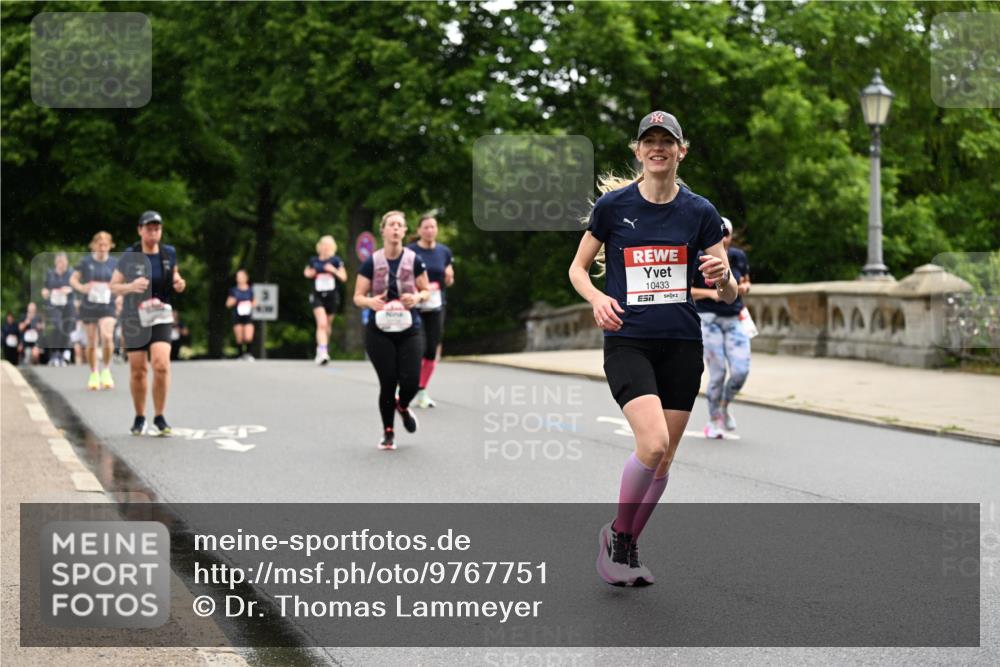 14.06.2026 - REWE Women's Run Dr. Thomas Lammeyer http://msf.ph/oto/9767751 14.06.2026 09:44:06 Laufen 10433, 57 meine-sportfotos.de