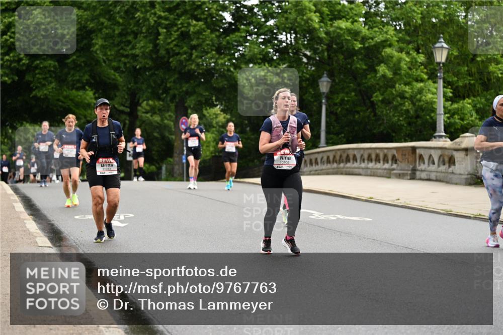 14.06.2026 - REWE Women's Run Dr. Thomas Lammeyer http://msf.ph/oto/9767763 14.06.2026 09:44:07 Laufen 11013, 10709 meine-sportfotos.de