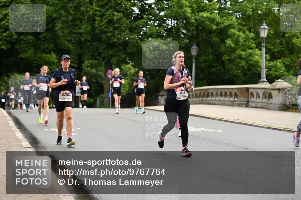 14.06.2026 - REWE Women's Run Dr. Thomas Lammeyer http://msf.ph/oto/9767764 14.06.2026 09:44:07 Laufen 11013, 10709 meine-sportfotos.de