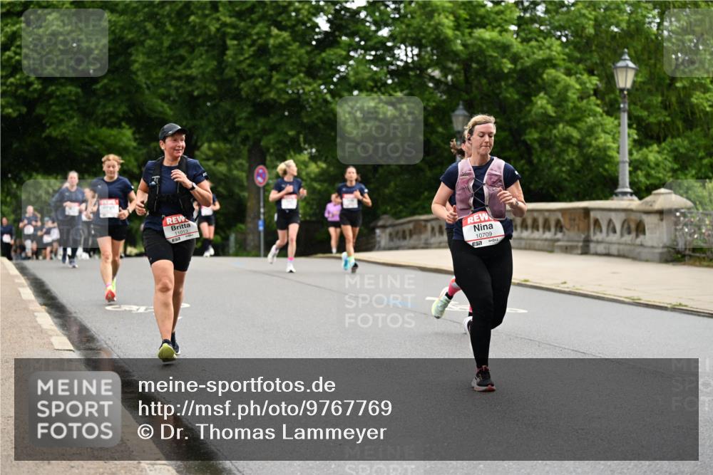 14.06.2026 - REWE Women's Run Dr. Thomas Lammeyer http://msf.ph/oto/9767769 14.06.2026 09:44:08 Laufen 11013, 10709, 7 meine-sportfotos.de