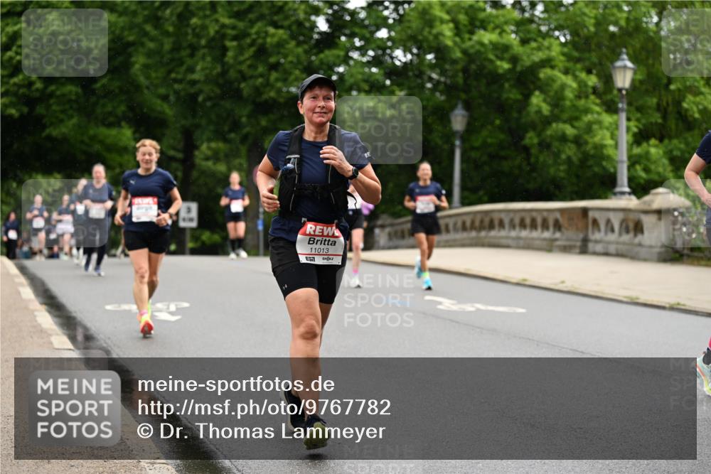 14.06.2026 - REWE Women's Run Dr. Thomas Lammeyer http://msf.ph/oto/9767782 14.06.2026 09:44:09 Laufen 11013, 557 meine-sportfotos.de