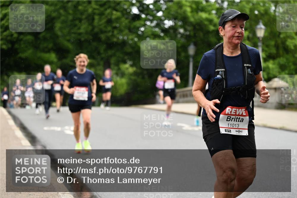 14.06.2026 - REWE Women's Run Dr. Thomas Lammeyer http://msf.ph/oto/9767791 14.06.2026 09:44:10 Laufen 11013 meine-sportfotos.de