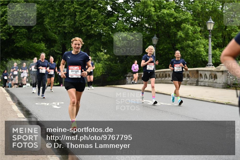 14.06.2026 - REWE Women's Run Dr. Thomas Lammeyer http://msf.ph/oto/9767795 14.06.2026 09:44:11 Laufen 10300, 517 meine-sportfotos.de