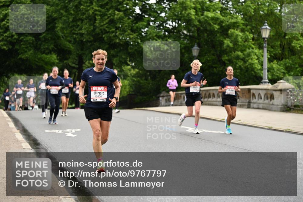 14.06.2026 - REWE Women's Run Dr. Thomas Lammeyer http://msf.ph/oto/9767797 14.06.2026 09:44:11 Laufen 10300, 57 meine-sportfotos.de