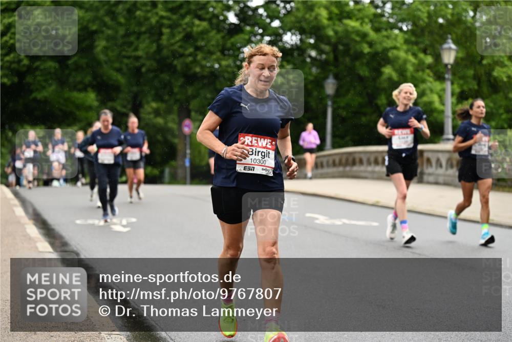 14.06.2026 - REWE Women's Run Dr. Thomas Lammeyer http://msf.ph/oto/9767807 14.06.2026 09:44:12 Laufen 10300, 7 meine-sportfotos.de