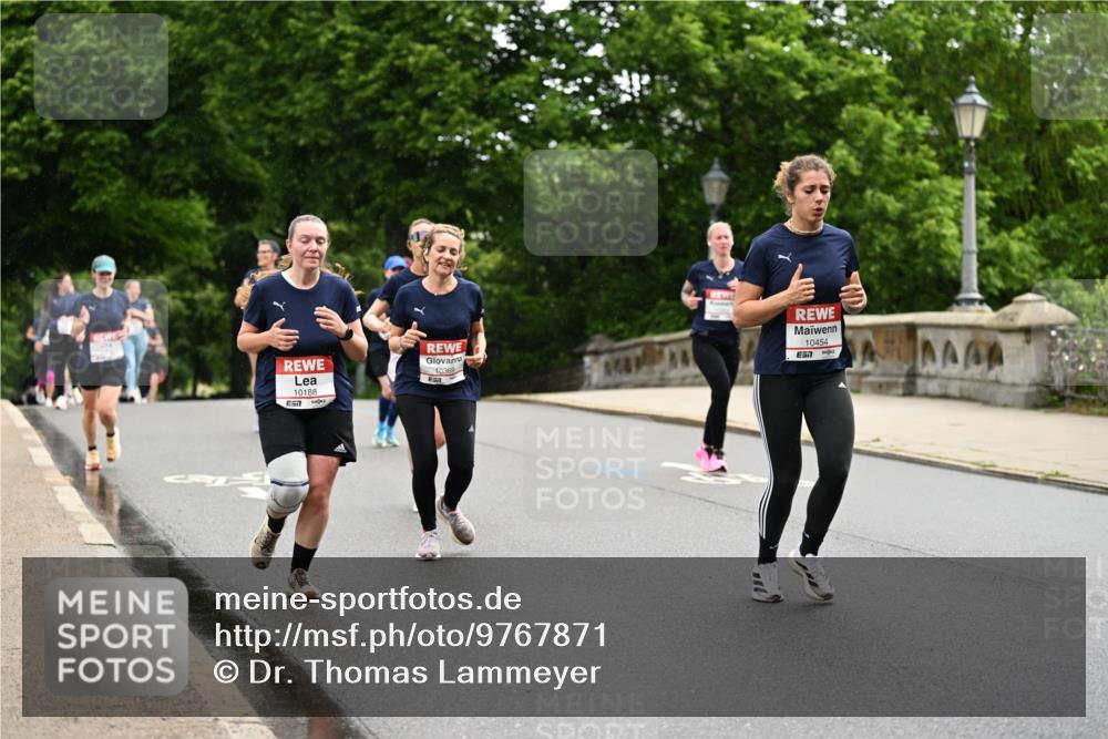14.06.2026 - REWE Women's Run Dr. Thomas Lammeyer http://msf.ph/oto/9767871 14.06.2026 09:44:19 Laufen 10188, 57, 10369, 10454, 7 meine-sportfotos.de