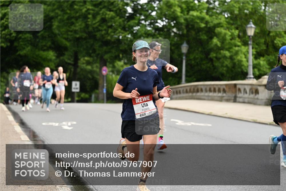 14.06.2026 - REWE Women's Run Dr. Thomas Lammeyer http://msf.ph/oto/9767907 14.06.2026 09:44:23 Laufen 10905, 7 meine-sportfotos.de