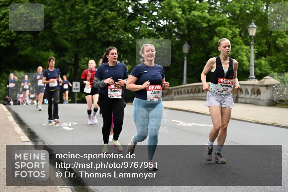 14.06.2026 - REWE Women's Run Dr. Thomas Lammeyer http://msf.ph/oto/9767951 14.06.2026 09:44:29 Laufen 10315, 7, 11319, 7, 11493, 7 meine-sportfotos.de