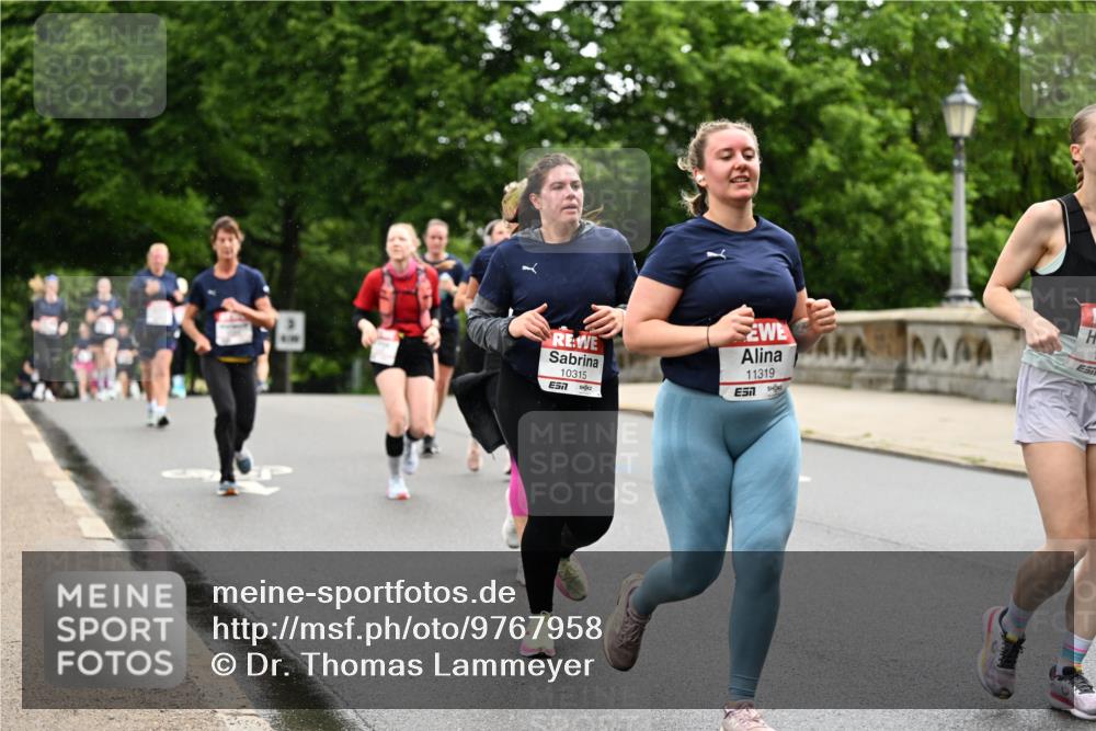 14.06.2026 - REWE Women's Run Dr. Thomas Lammeyer http://msf.ph/oto/9767958 14.06.2026 09:44:29 Laufen 10315, 7, 11319, 7 meine-sportfotos.de