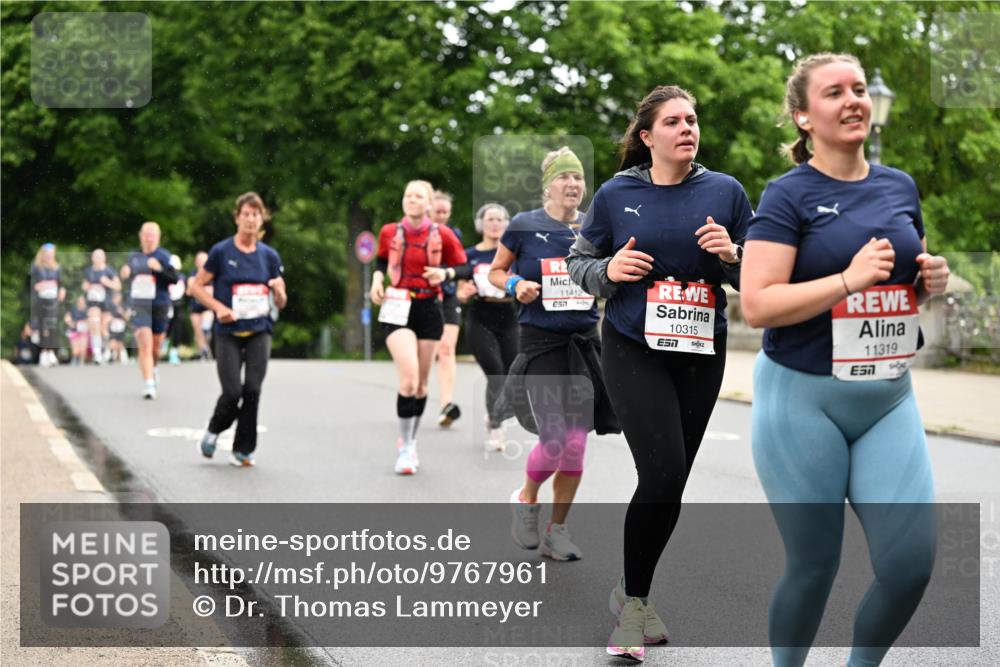 14.06.2026 - REWE Women's Run Dr. Thomas Lammeyer http://msf.ph/oto/9767961 14.06.2026 09:44:30 Laufen 11412, 7, 10315, 11319 meine-sportfotos.de