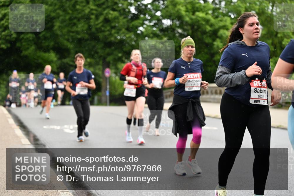 14.06.2026 - REWE Women's Run Dr. Thomas Lammeyer http://msf.ph/oto/9767966 14.06.2026 09:44:30 Laufen 11412, 10315, 57, 500 meine-sportfotos.de