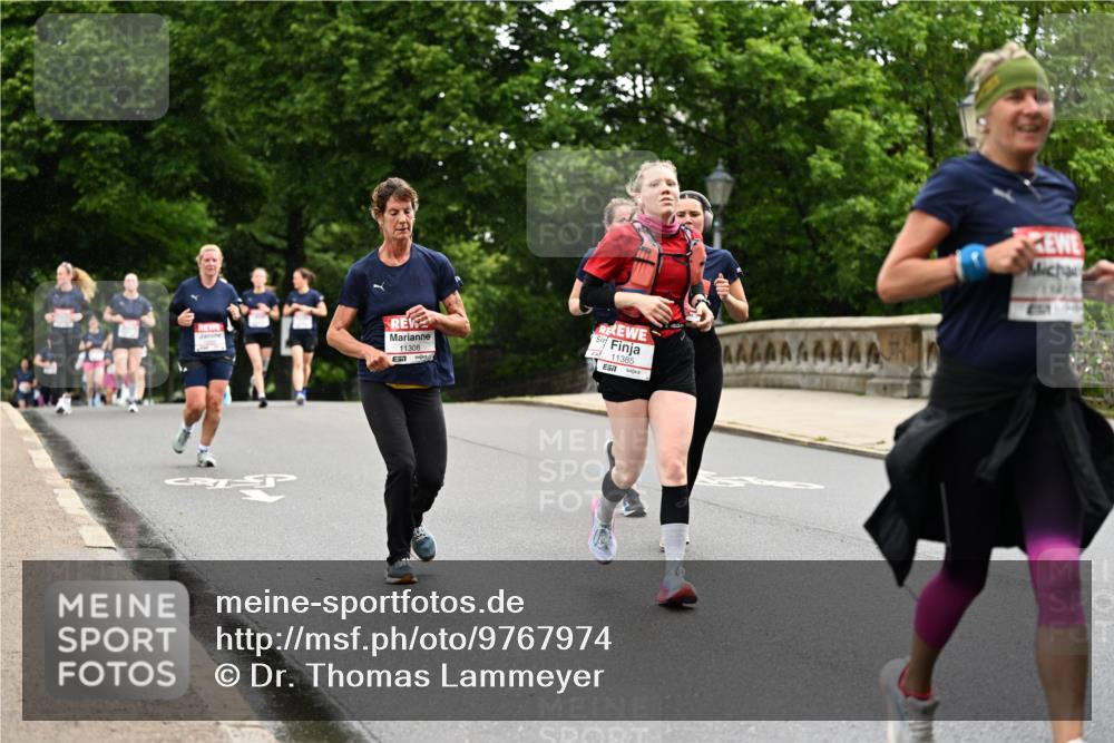 14.06.2026 - REWE Women's Run Dr. Thomas Lammeyer http://msf.ph/oto/9767974 14.06.2026 09:44:31 Laufen 11308, 11385 meine-sportfotos.de