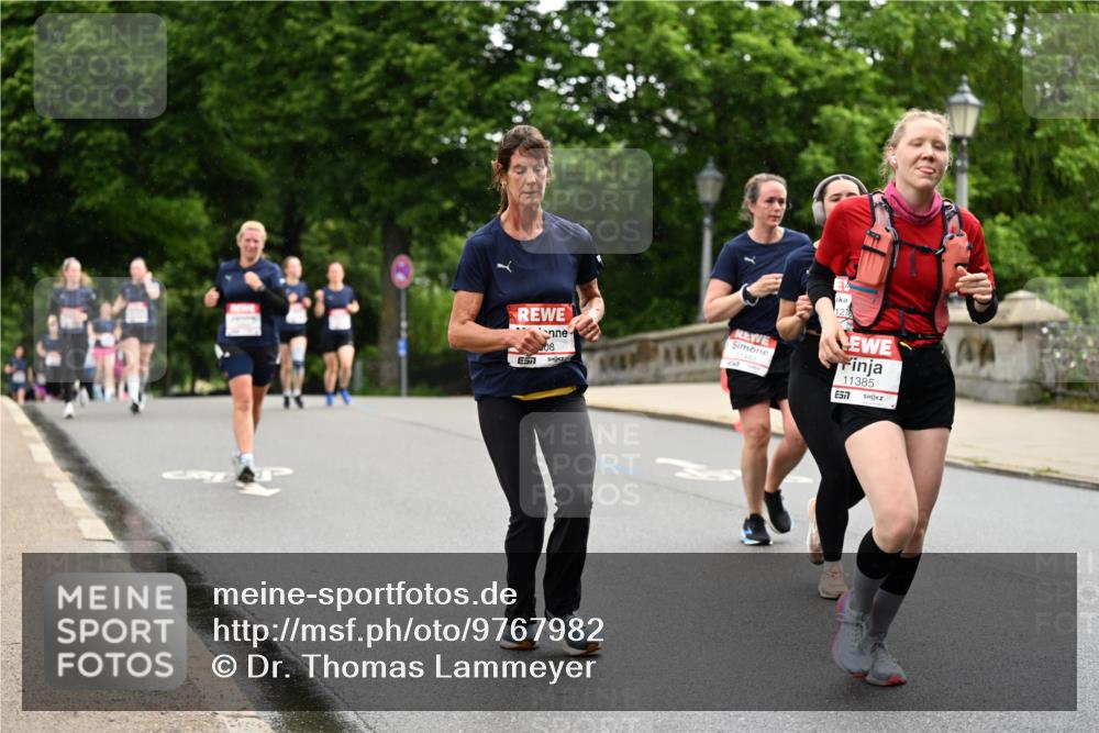 14.06.2026 - REWE Women's Run Dr. Thomas Lammeyer http://msf.ph/oto/9767982 14.06.2026 09:44:32 Laufen 11, 08, 1278, 11385, 6577 meine-sportfotos.de