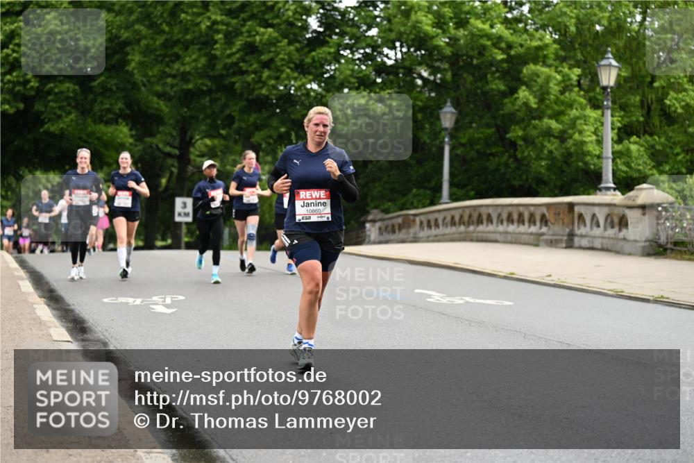 14.06.2026 - REWE Women's Run Dr. Thomas Lammeyer http://msf.ph/oto/9768002 14.06.2026 09:44:34 Laufen 10860 meine-sportfotos.de